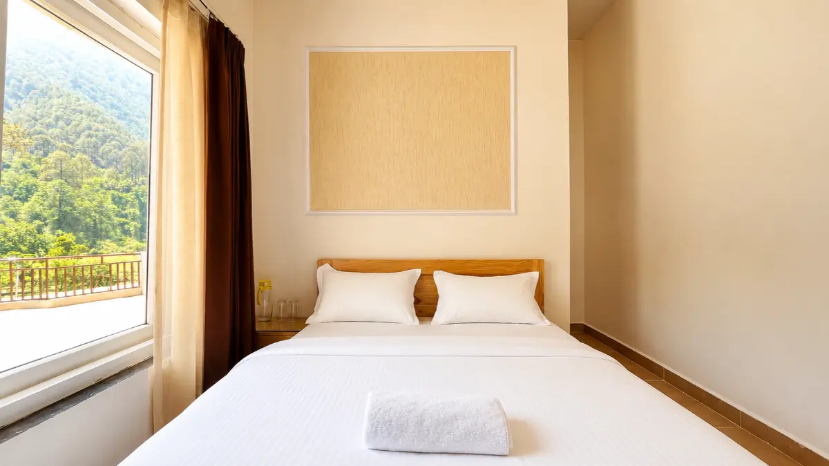 Deluxe Rooms near River in Uttarkashi near Gangotri