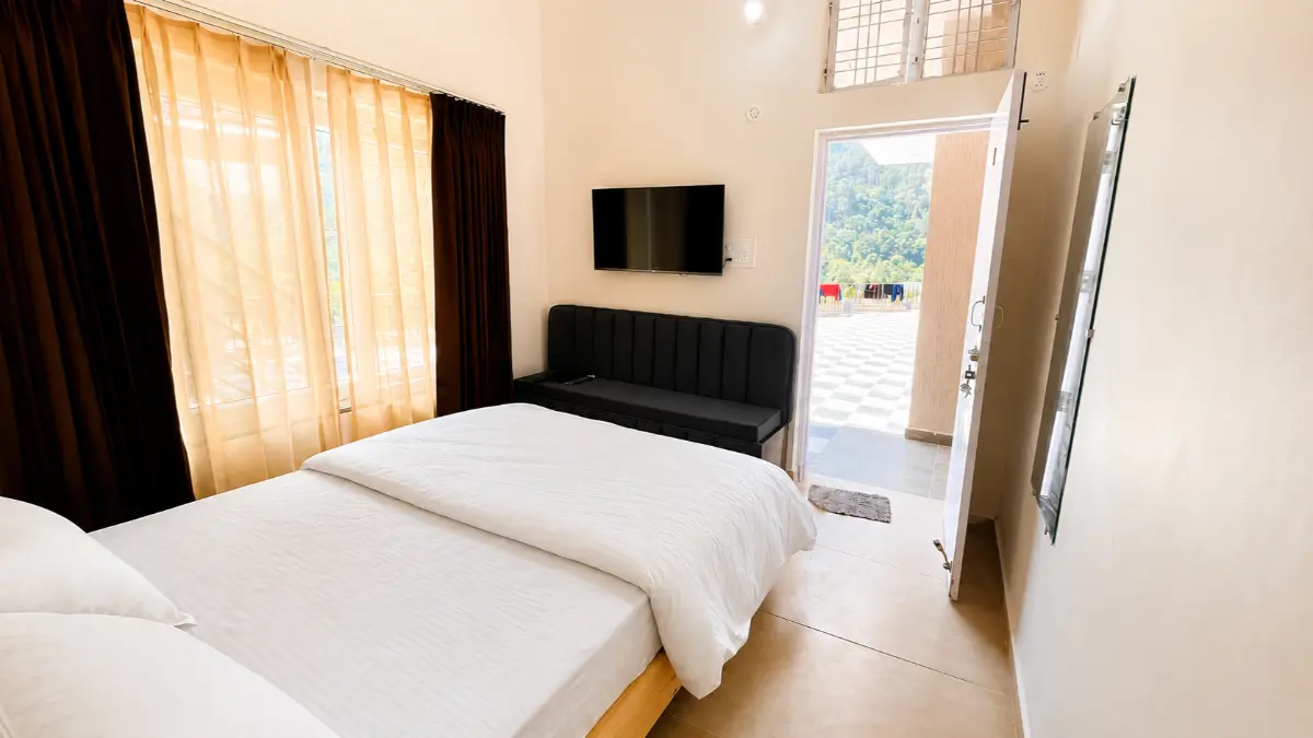 Rooms in Uttarkashi near Gangotri